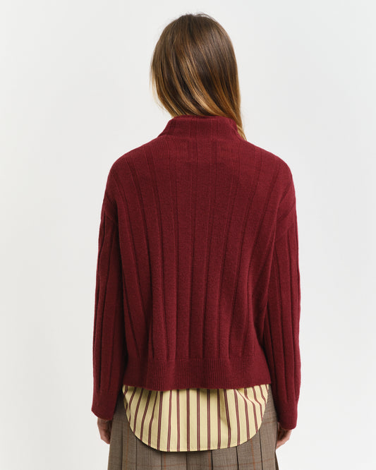 PLUMPED RED, WIDE RIBBED WOOL STAND COLLAR, BACK-VIEW BY GANT AU.