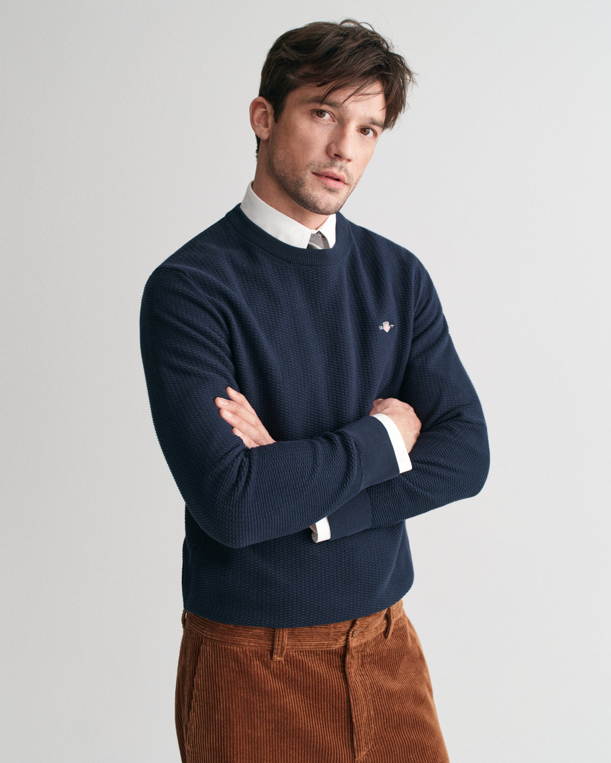EVENING BLUE, COTTON MICRO TEXTURED C-NECK, FRONT-VIEW BY GANT AU.