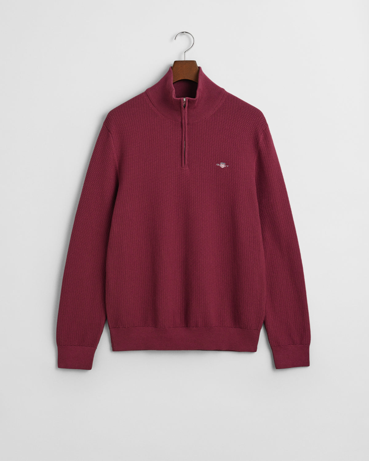 WINE RED, COTTON MICRO TEXTURED HALF ZIP, FLAT-LAY BY GANT AU.