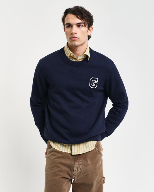 EVENING BLUE, BADGE C-NECK, FRONT-VIEW BY GANT AU.