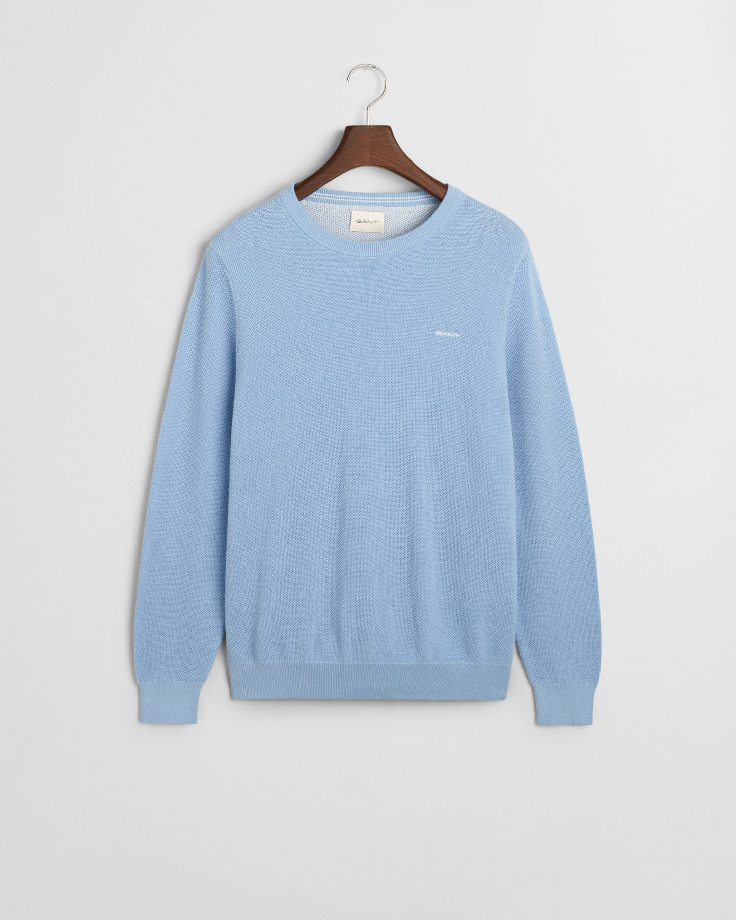 CLEAR SKY, COTTON PIQUE C-NECK, FLAT-LAY BY GANT AU.
