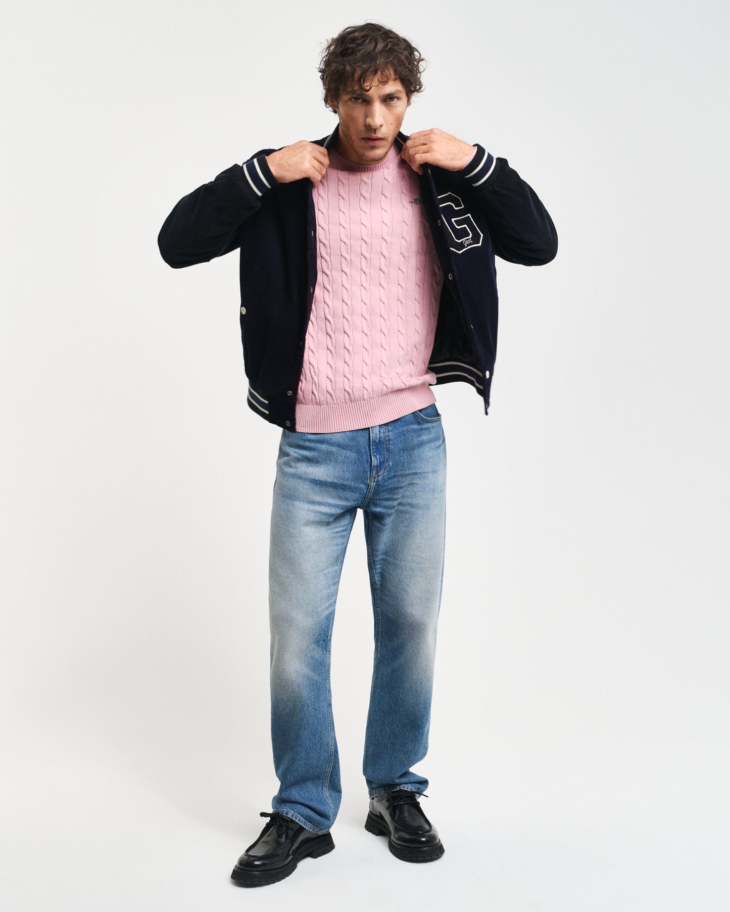 DUSTY PINK, COTTON CABLE C-NECK BY GANT AU.