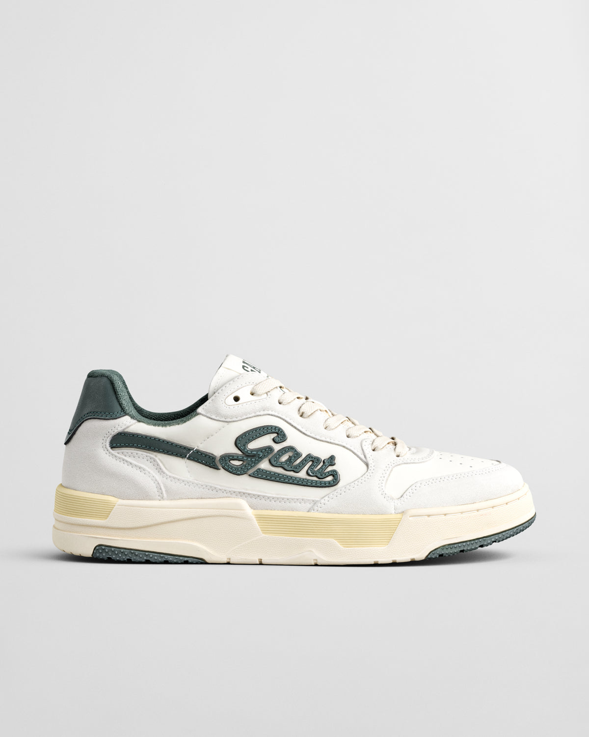 WHITE, BROOKPAL BY GANT AU.
