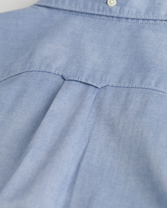 VINTAGE BLUE, SHIELD OXFORD BD SHIRT, CLOSE-UP BY GANT AU.