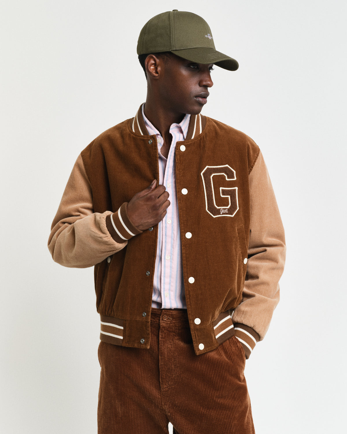 JUNIPER GREEN, UNISEX. HIGH COTTON TWILL CAP BY GANT AU.