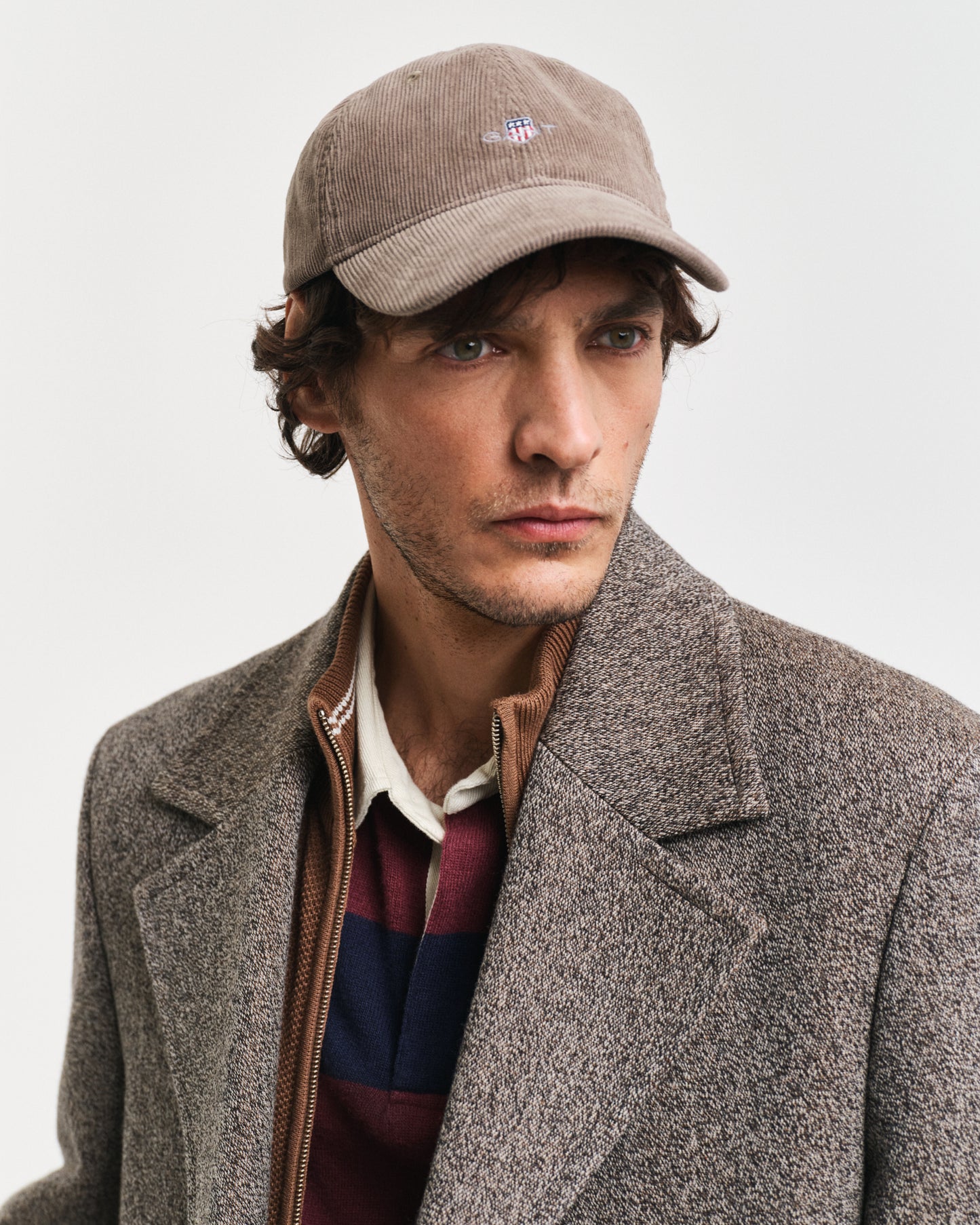 DESERT BROWN, SHIELD CORD CAP BY GANT AU.