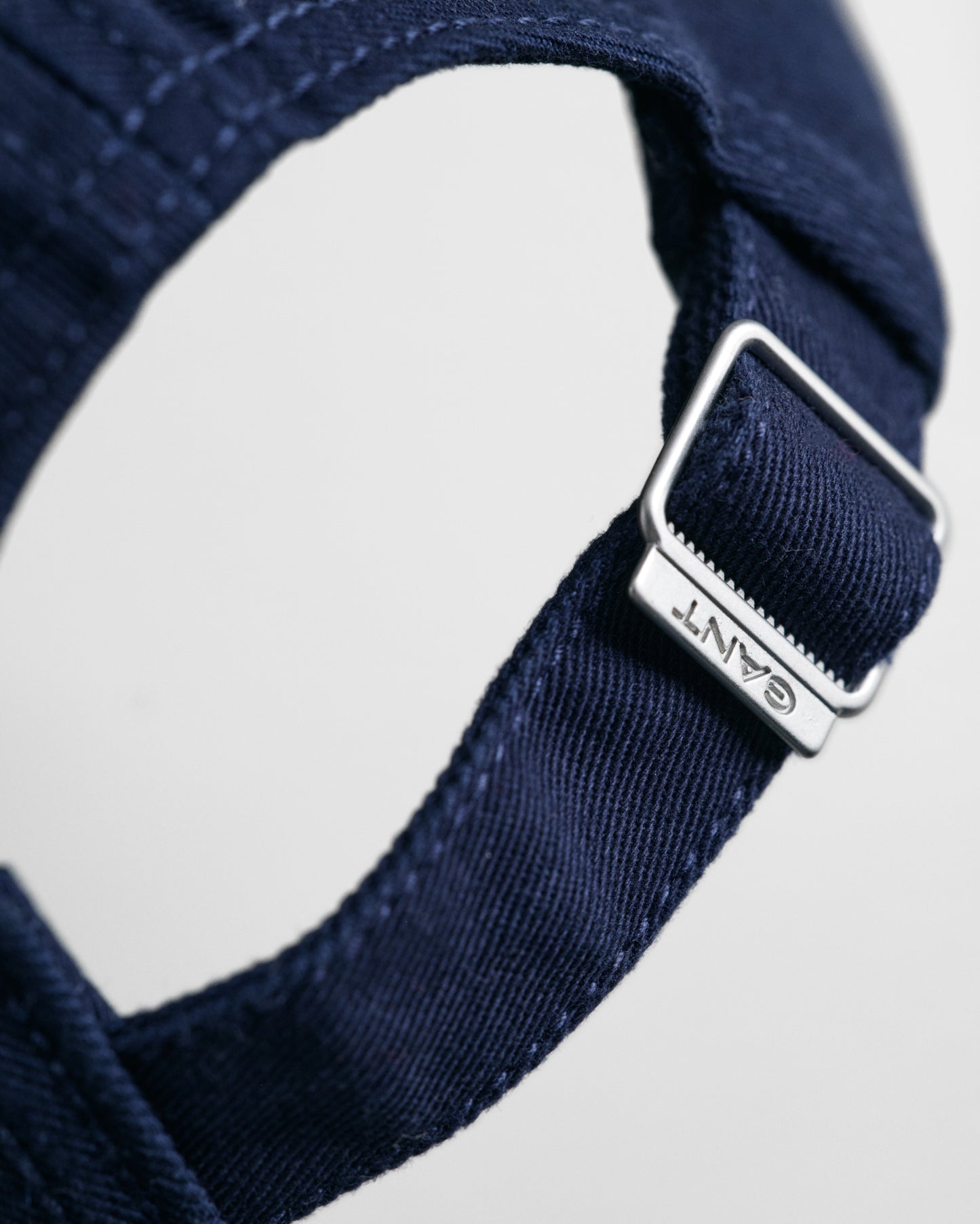 MARINE, SHIRTMAKER CAP, FLAT-LAY BY GANT AU.