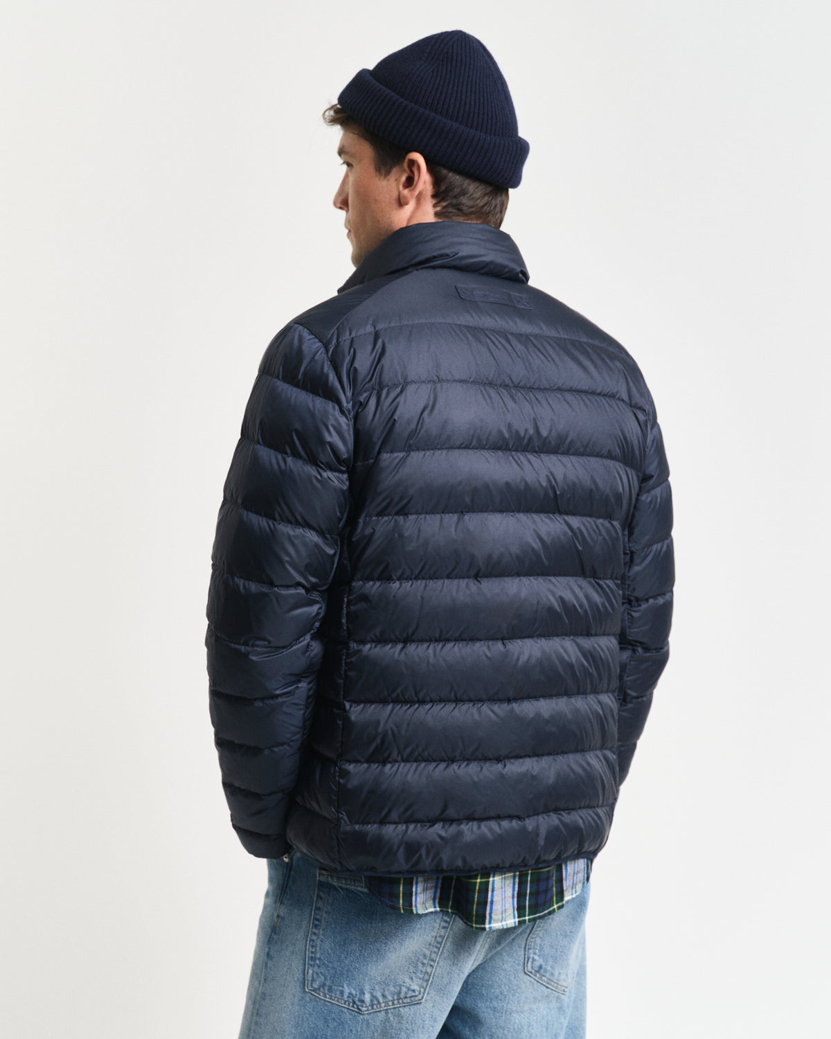 EVENING BLUE, LIGHT DOWN JACKET, BACK-VIEW BY GANT AU.