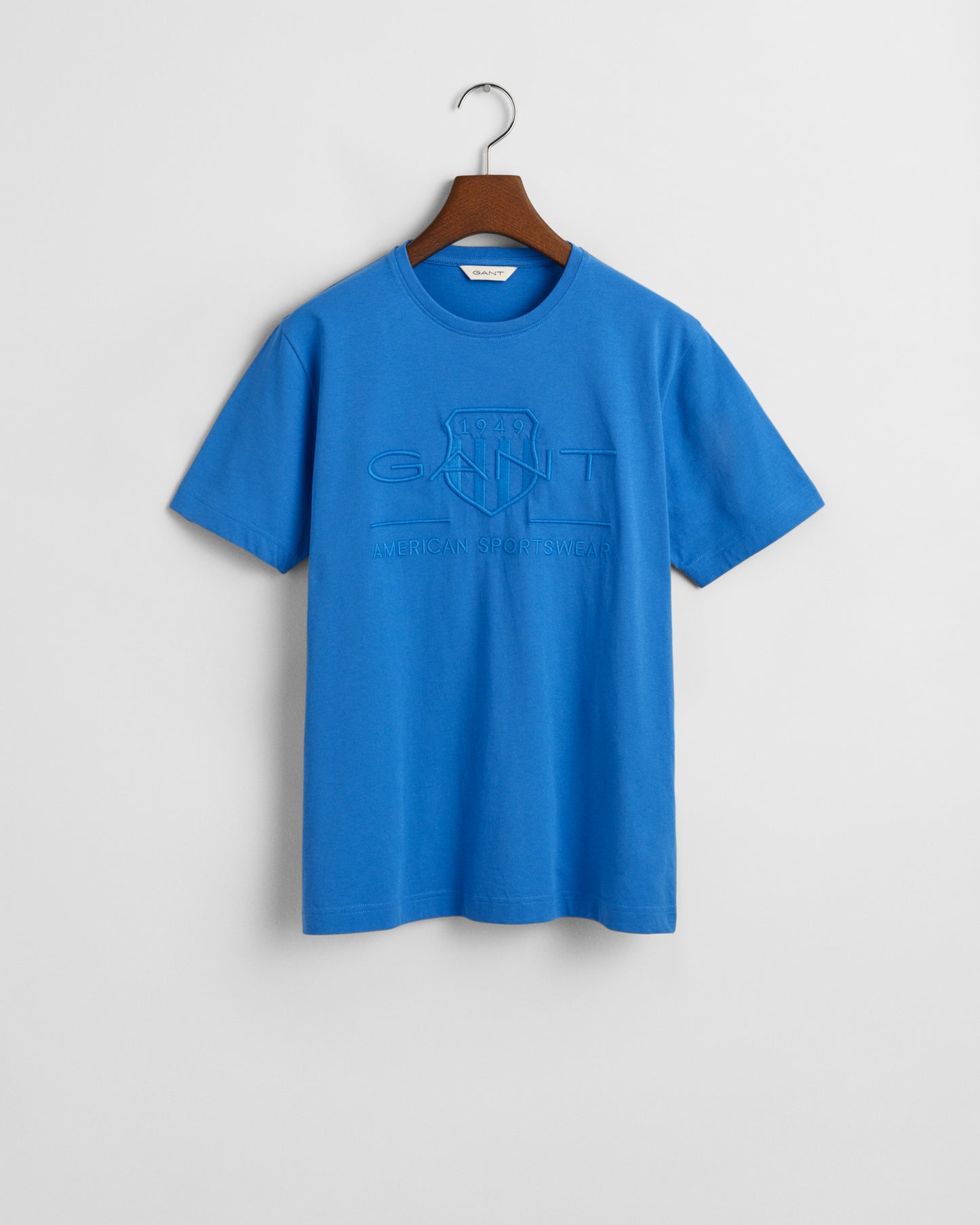 GREECE BLUE, TONAL AS SS T-SHIRT BY GANT AU.