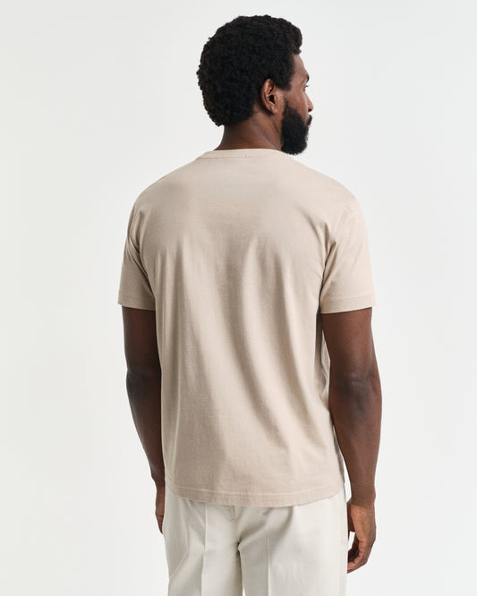 DRY SAND, REG SHIELD SS T-SHIRT, BACK-VIEW BY GANT AU.