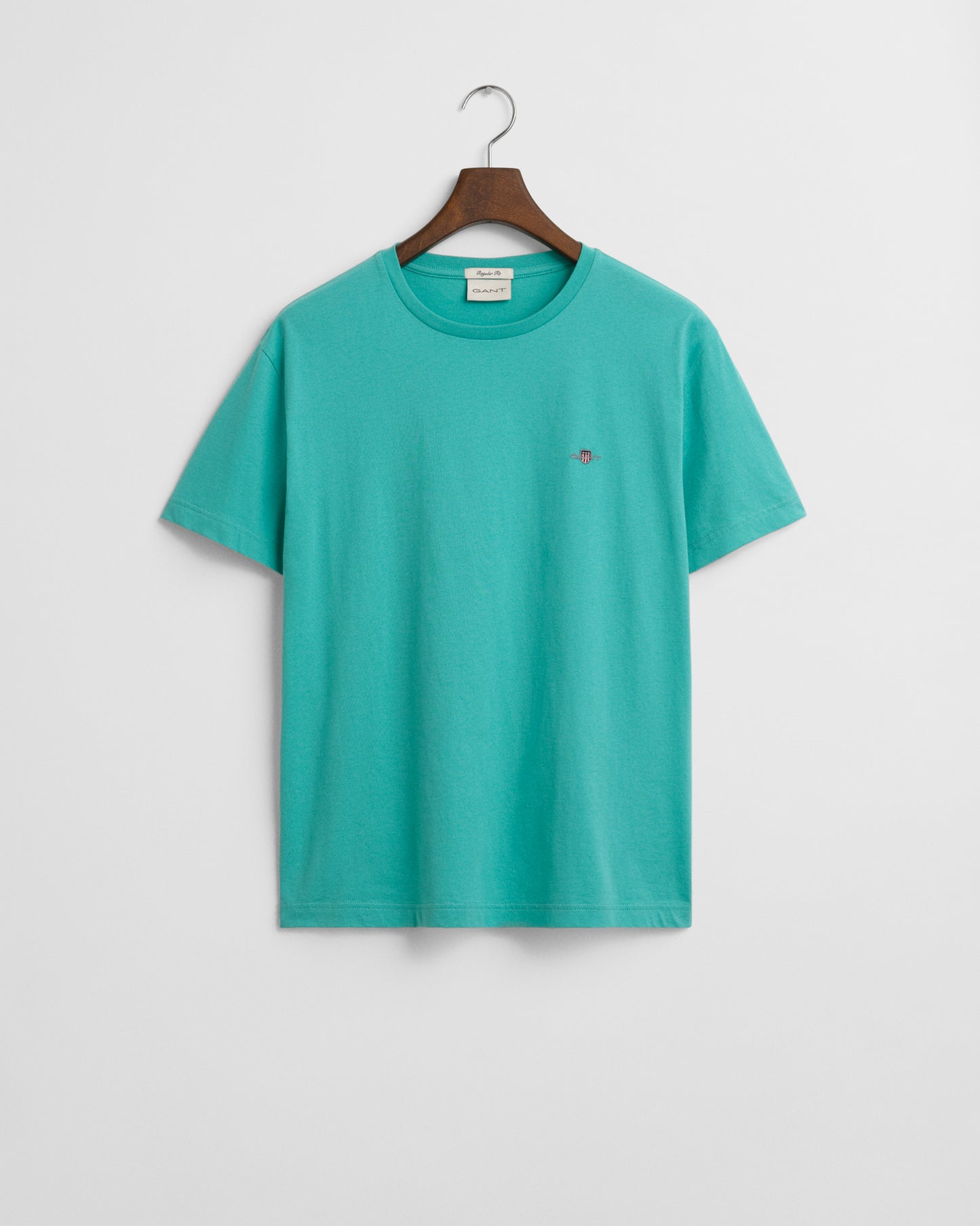 TROPIC BLUE, REG SHIELD SS T-SHIRT, FLAT-LAY BY GANT AU.
