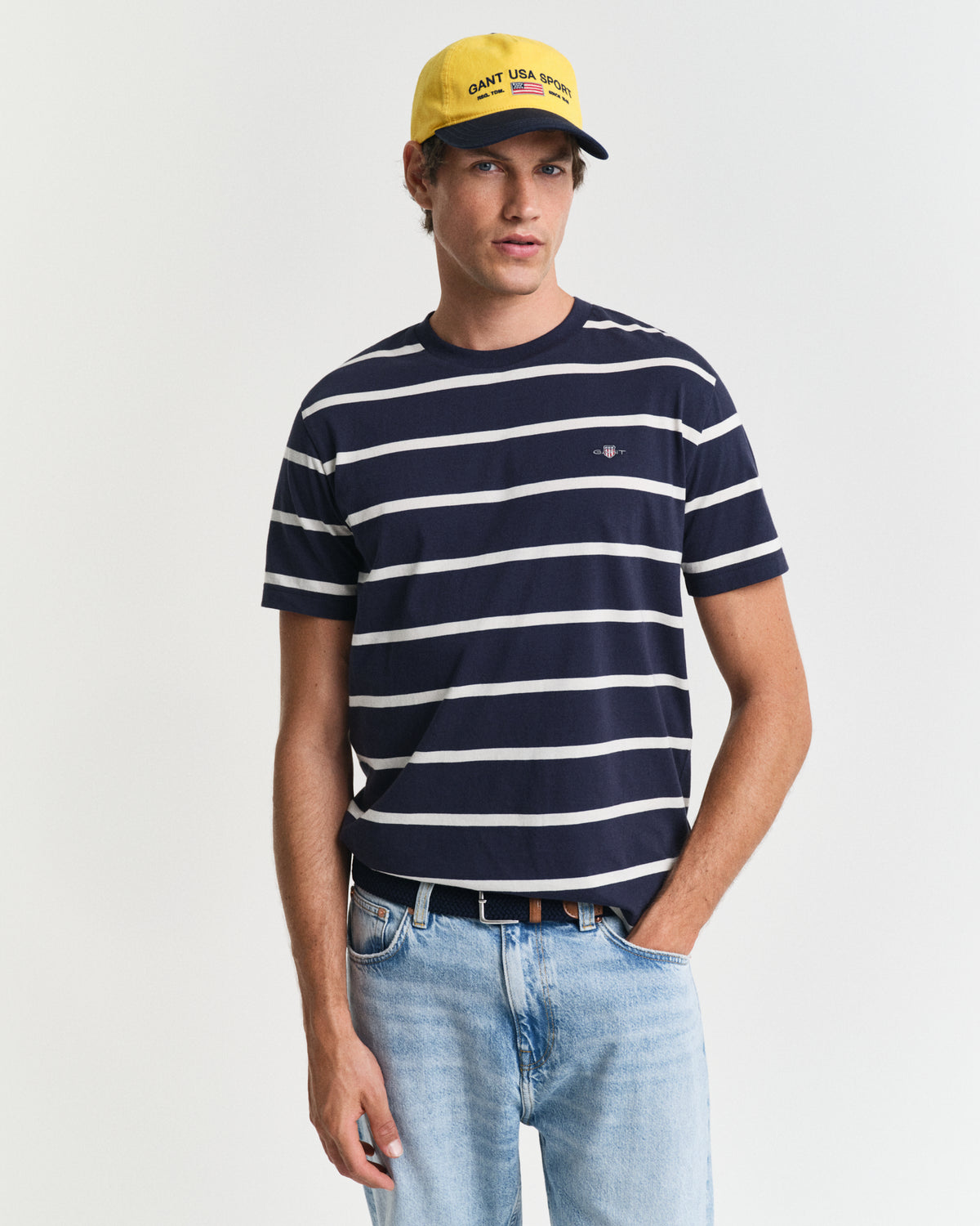 EVENING BLUE, STRIPED SS T-SHIRT, FRONT-VIEW BY GANT AU.