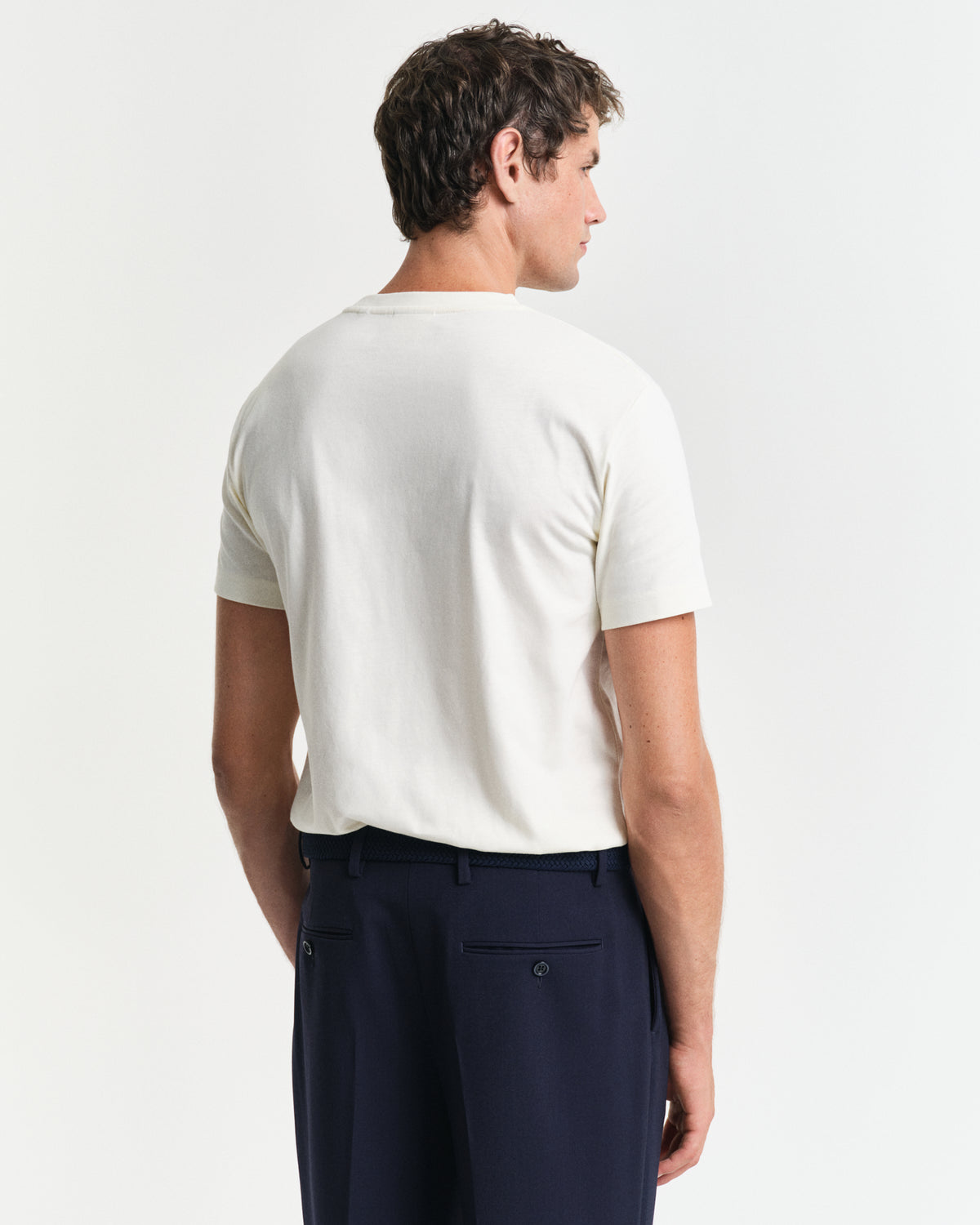 CREAM, EMBOSSED SS T-SHIRT, BACK-VIEW BY GANT AU.
