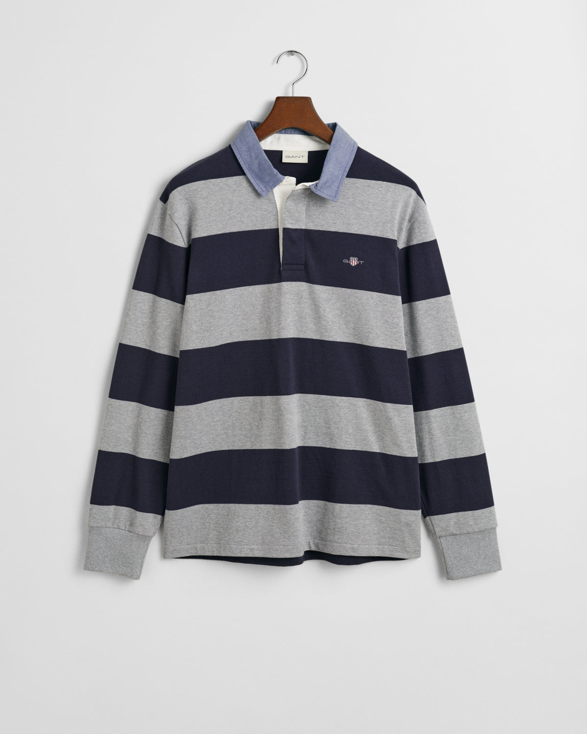 GREY MELANGE, REG CHAMBRAY STRIPE HEAVY RUGGER, FLAT-LAY BY GANT AU.
