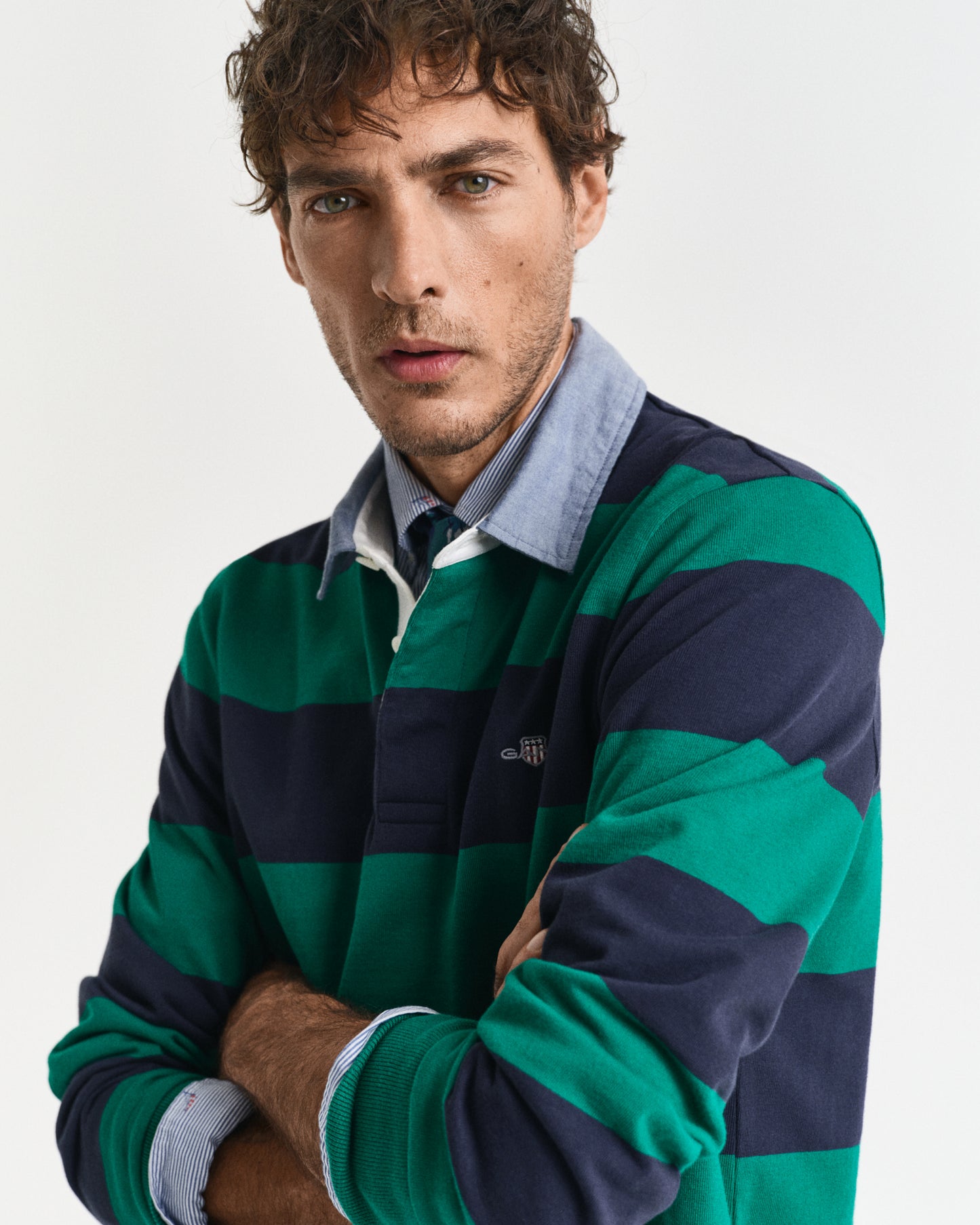 DEEP GREEN, REG CHAMBRAY STRIPE HEAVY RUGGER, CLOSE-UP BY GANT AU.