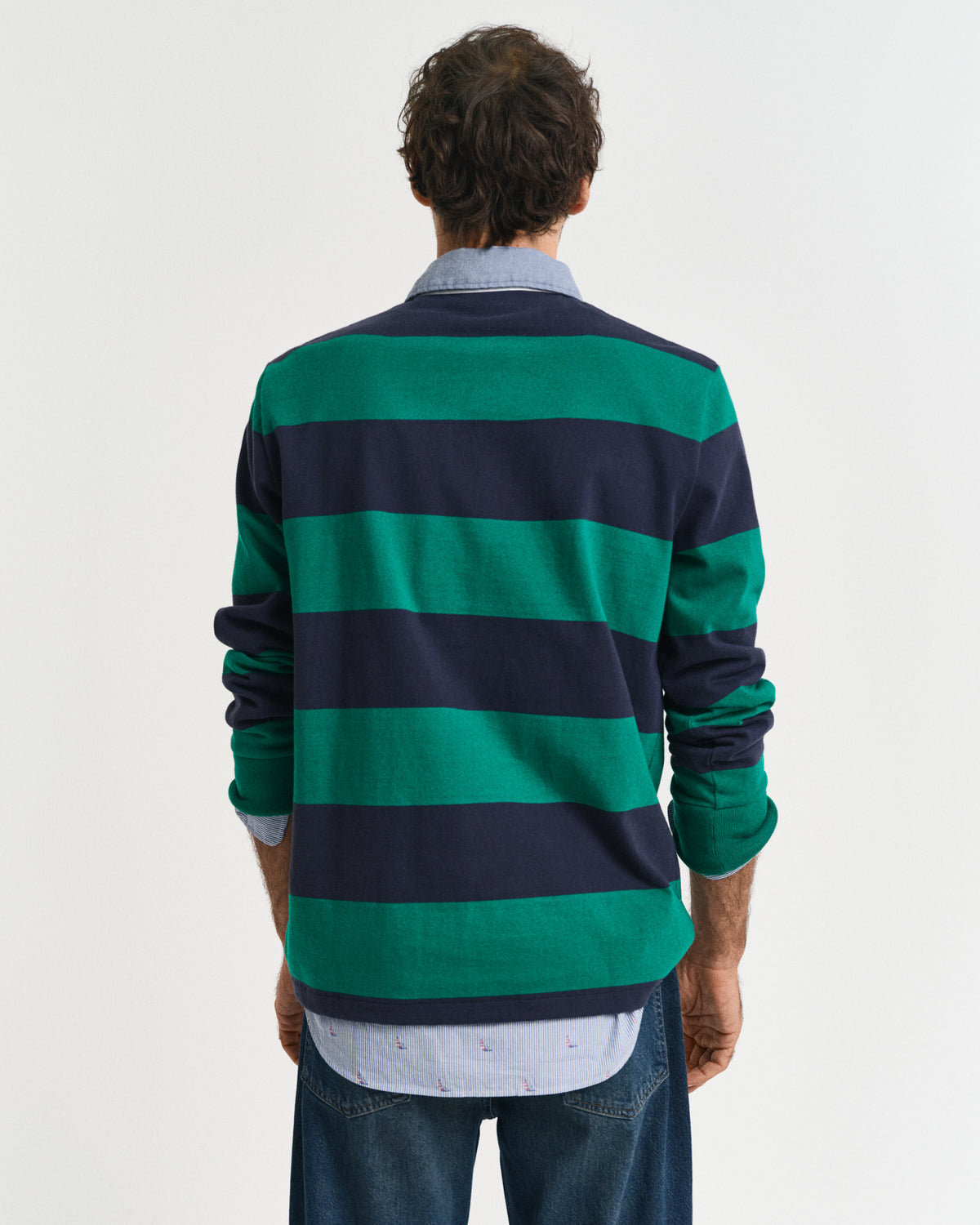 DEEP GREEN, REG CHAMBRAY STRIPE HEAVY RUGGER, BACK-VIEW BY GANT AU.