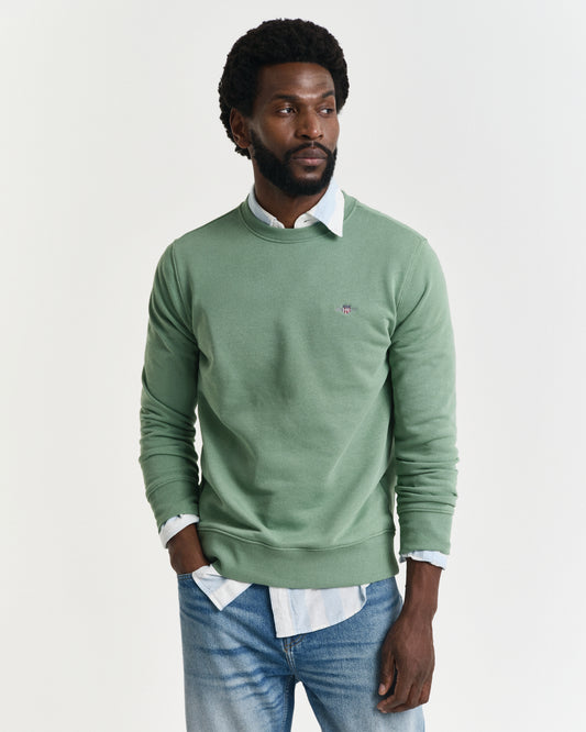 KALAMATA GREEN, REG SHIELD C-NECK SWEAT, FRONT-VIEW BY GANT AU.