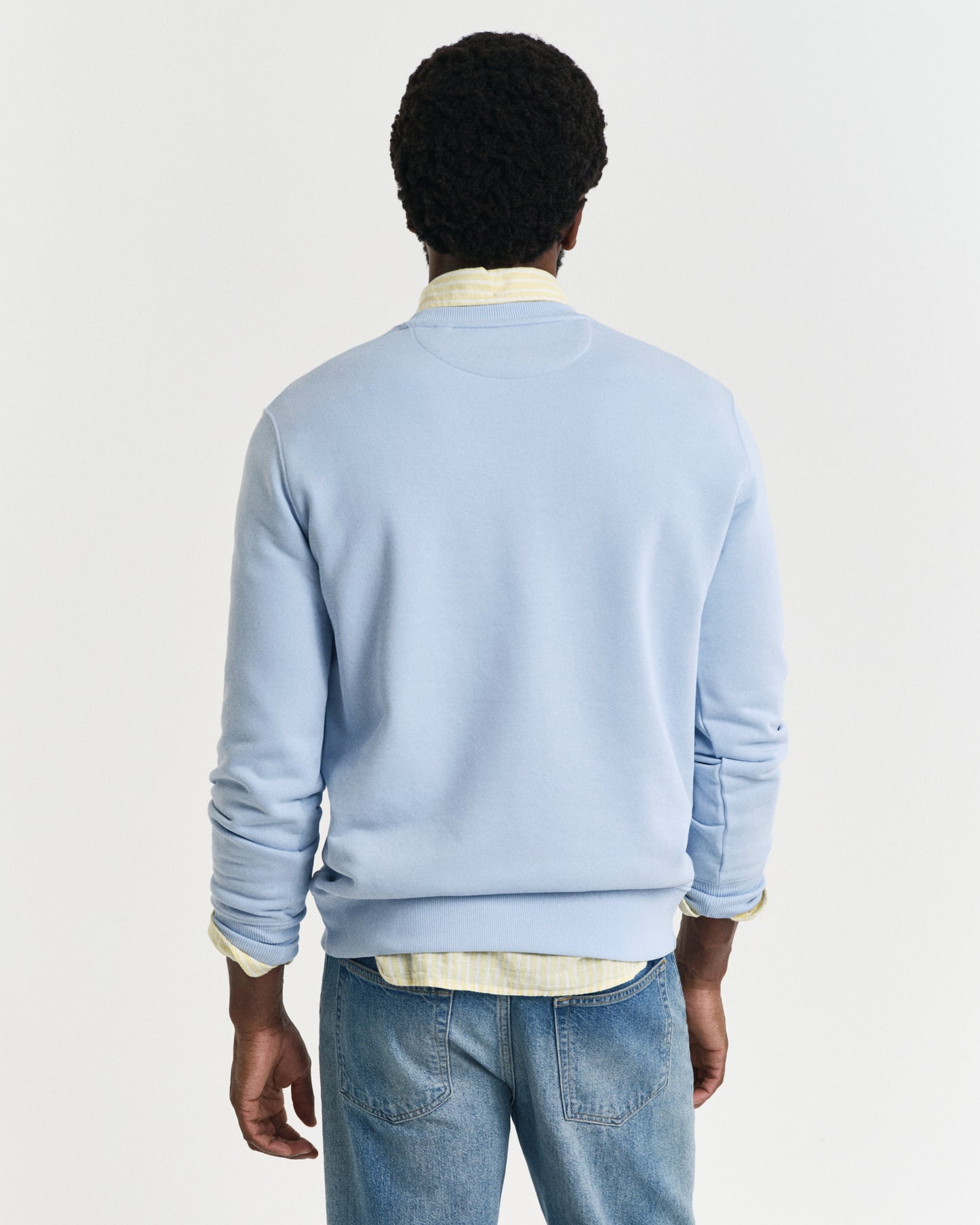 FRESH BLUE, REG SHIELD C-NECK SWEAT, BACK-VIEW BY GANT AU.