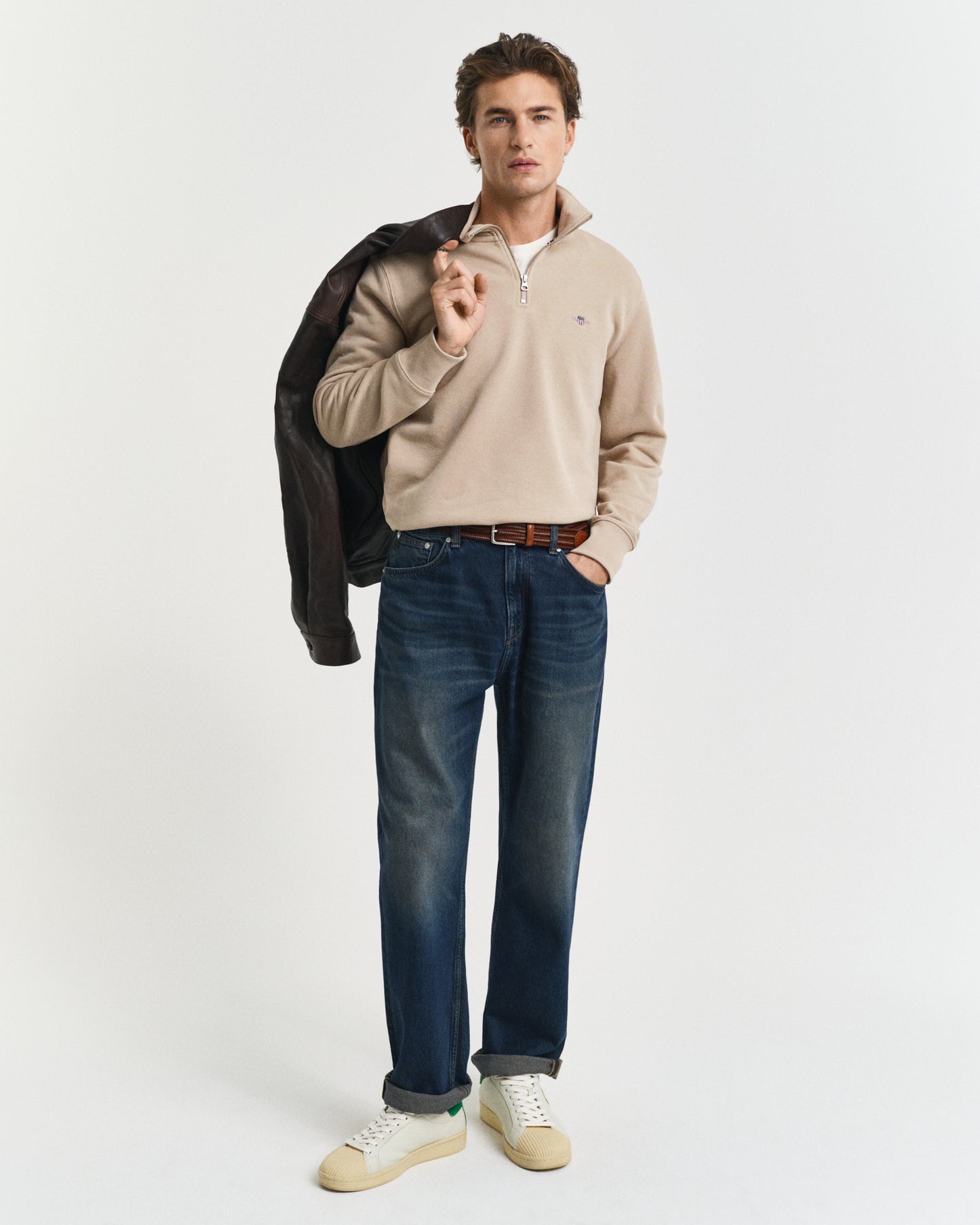DRY SAND, REG SHIELD HALF ZIP SWEAT BY GANT AU.