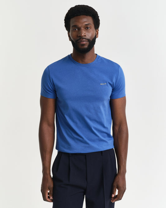 RICH BLUE, CONTRAST LOGO SS T-SHIRT, FRONT-VIEW BY GANT AU.