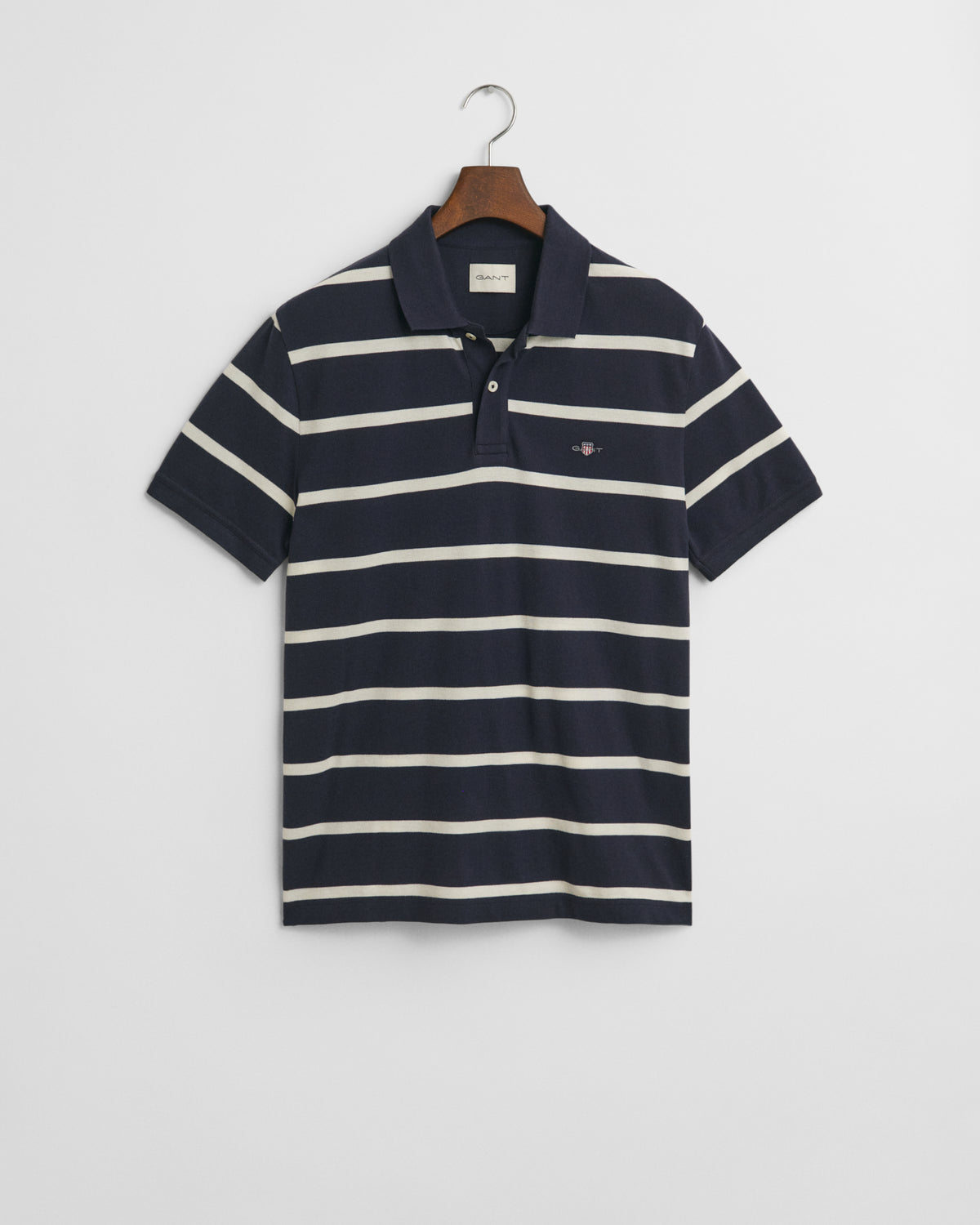 EVENING BLUE, STRIPED POLO, FLAT-LAY BY GANT AU.