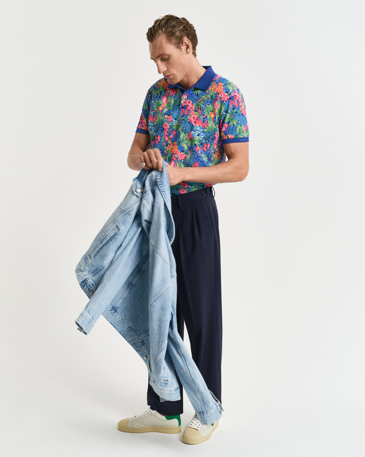 DEEP COBALT, PRINTED SS POLO BY GANT AU.