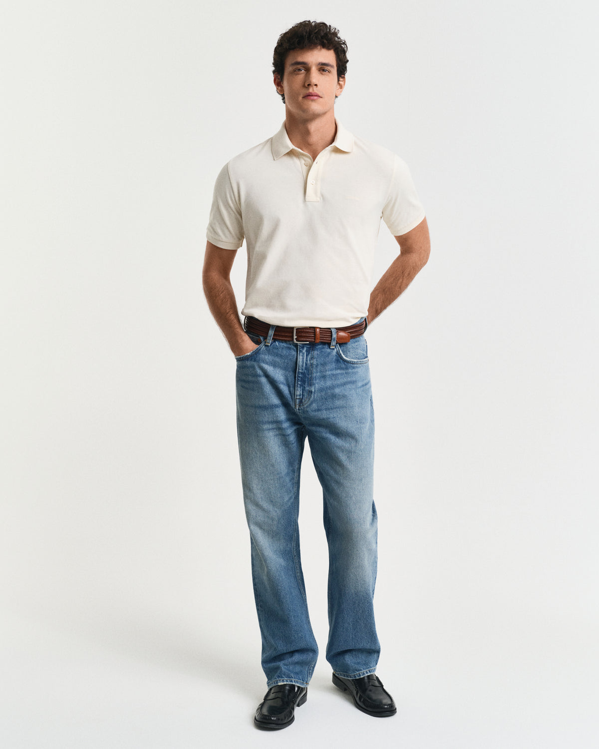 IVORY WHITE, SUNFADED SS POLO BY GANT AU.