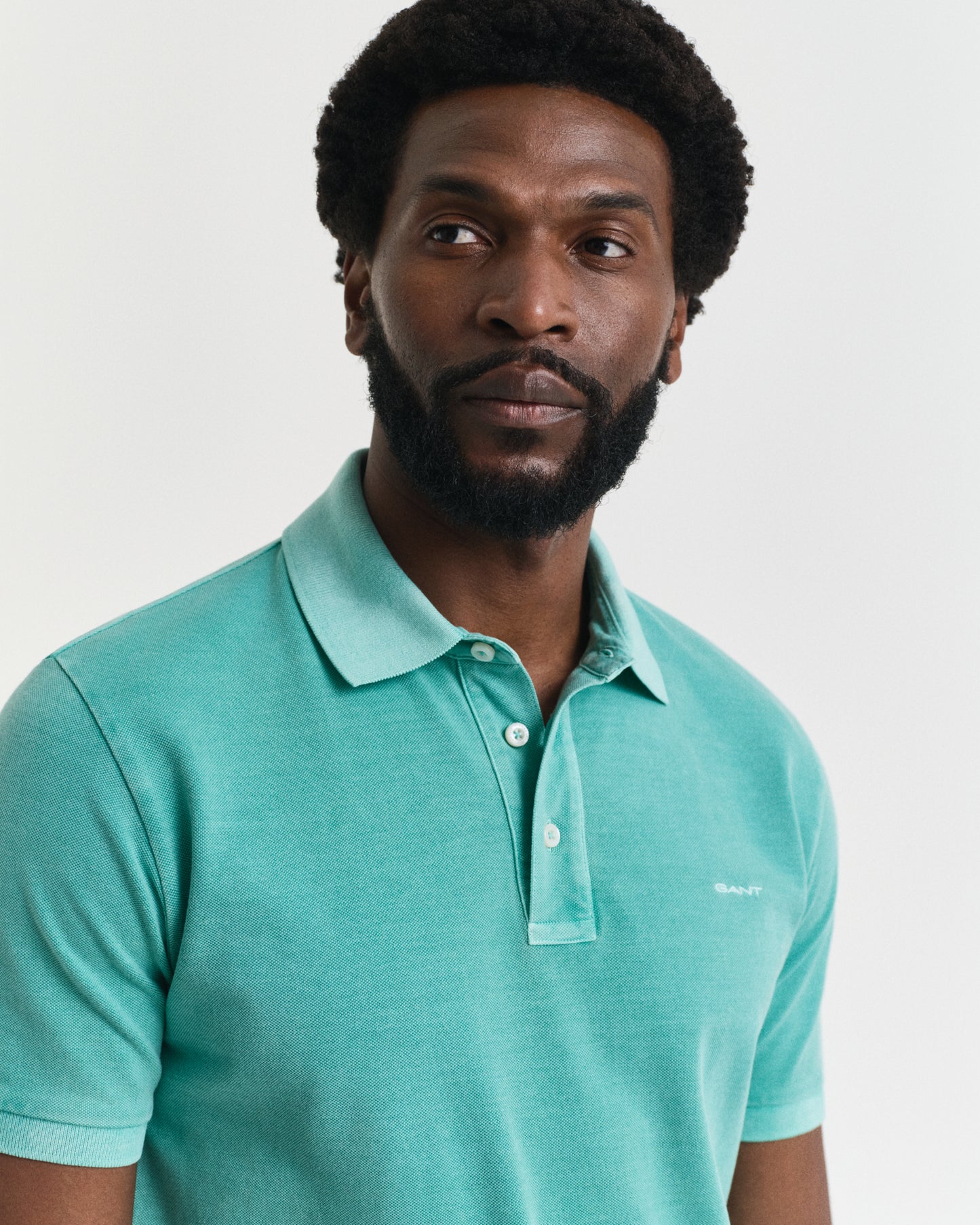 TROPIC BLUE, SUNFADED SS POLO, CLOSE-UP BY GANT AU.