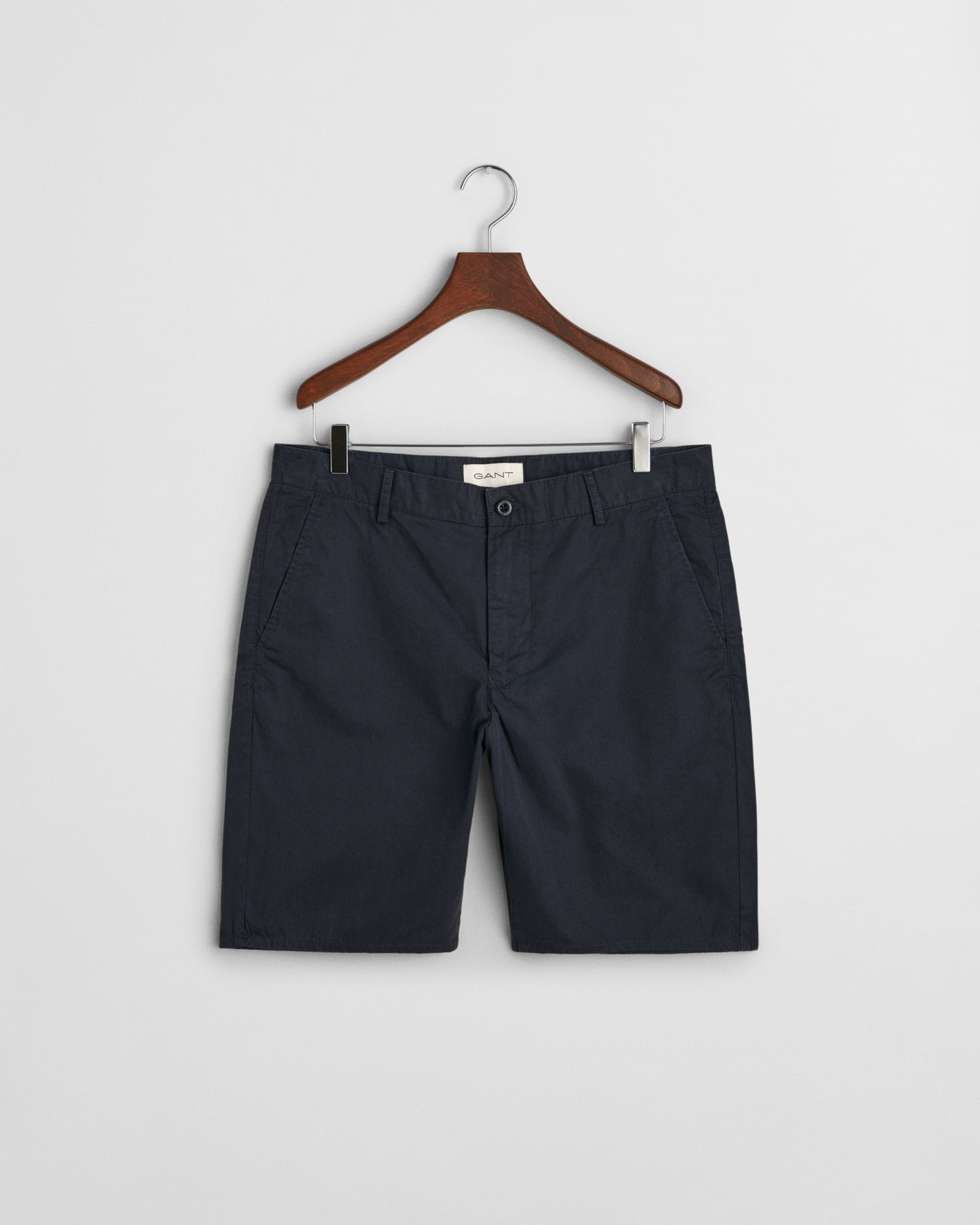 MARINE, RELAXED SHORTS, FRONT-VIEW BY GANT AU.