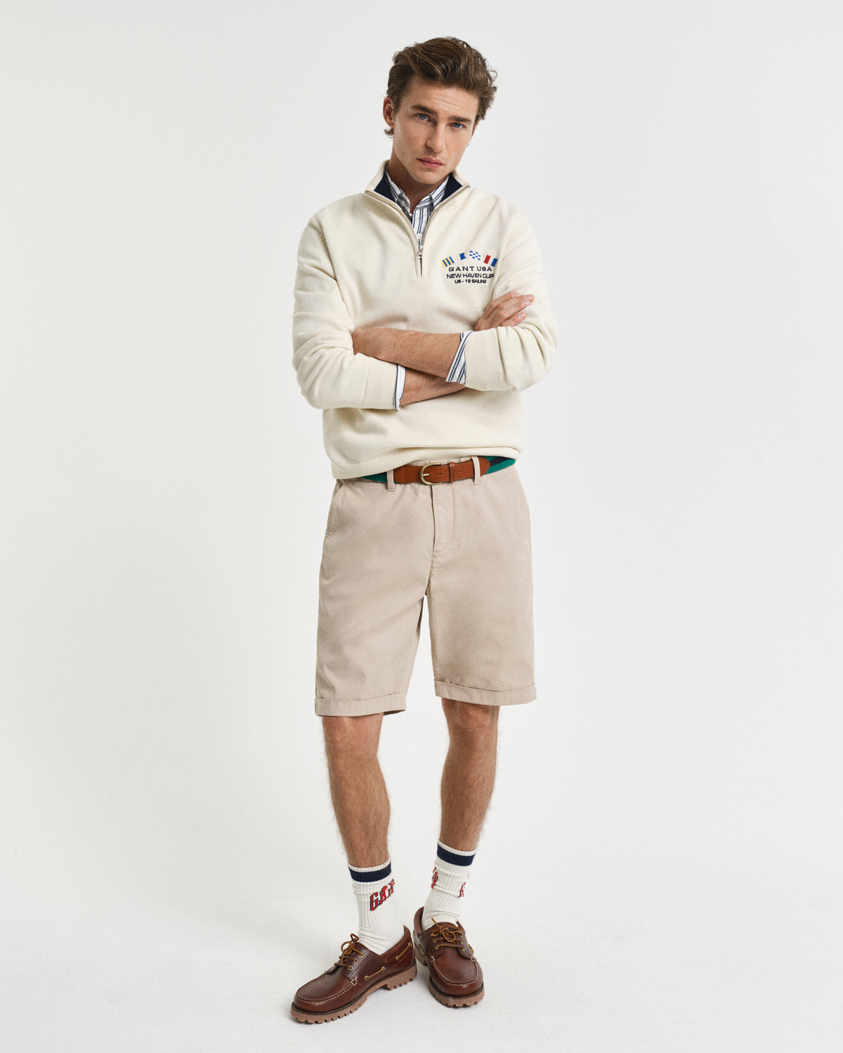 DRY SAND, REG SUNFADED CHINO SHORTS, FRONT-VIEW BY GANT AU.