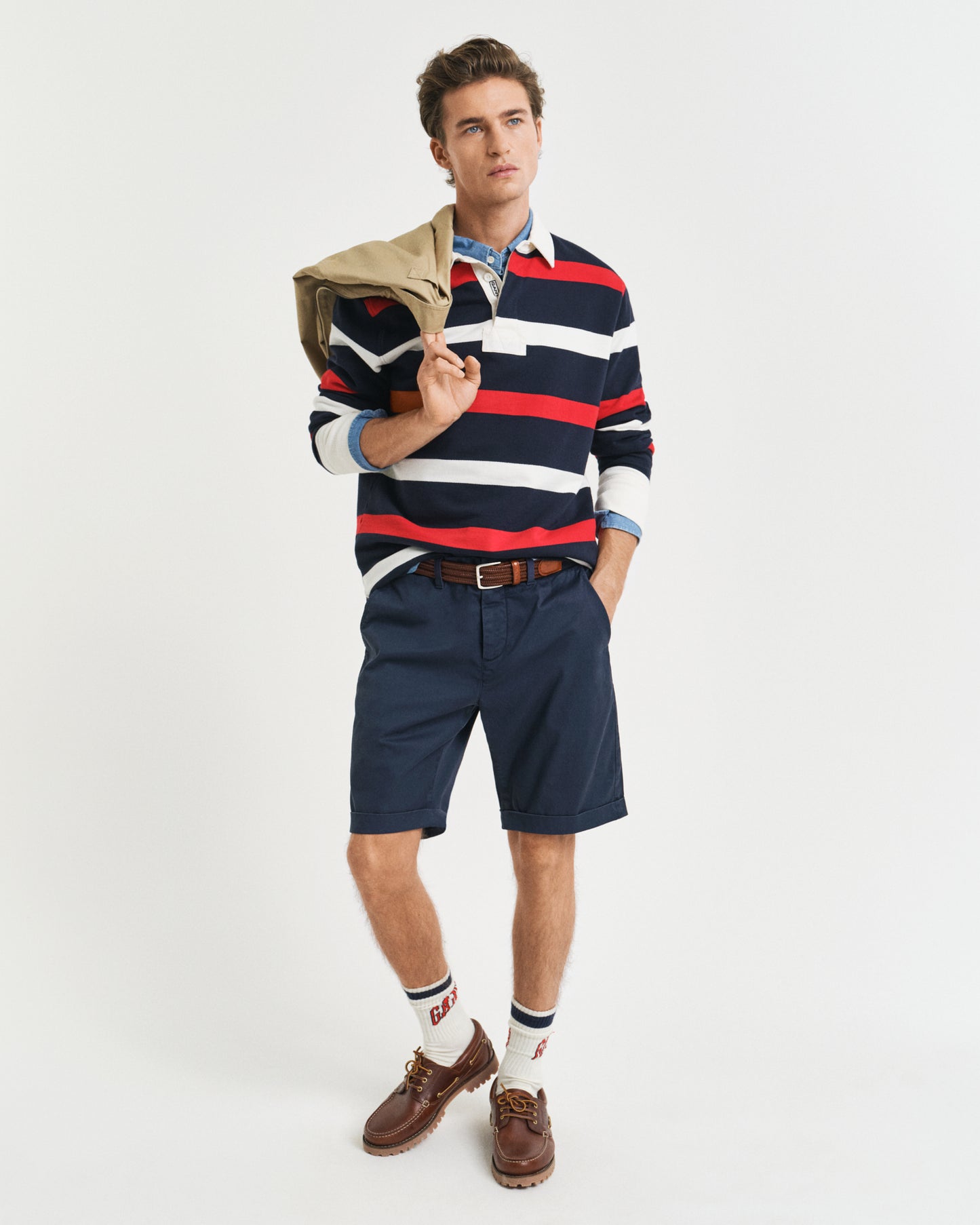 EVENING BLUE, REG SUNFADED CHINO SHORTS, FRONT-VIEW BY GANT AU.