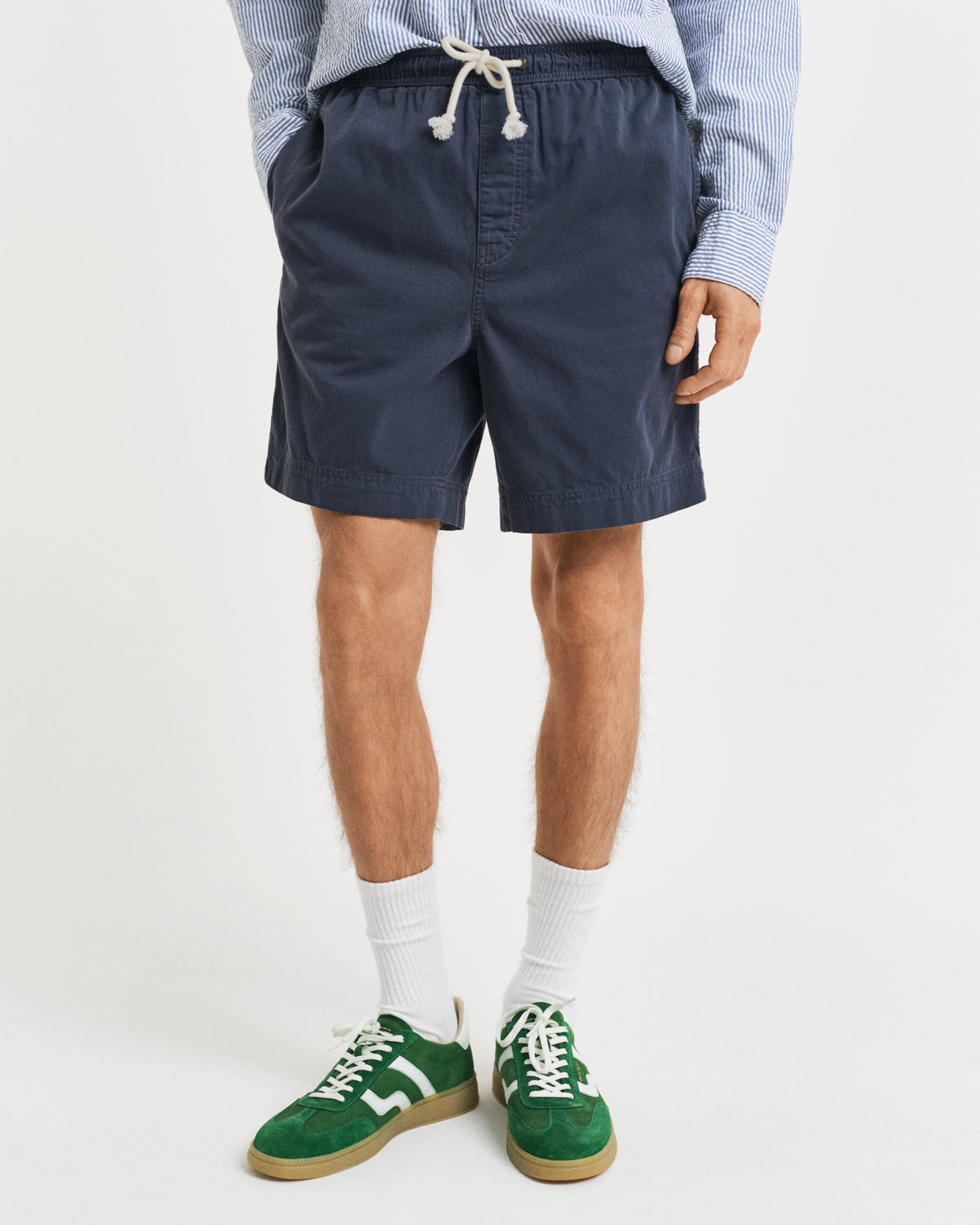 EVENING BLUE, REG SUNFADED DS SHORTS, CLOSE-UP BY GANT AU.