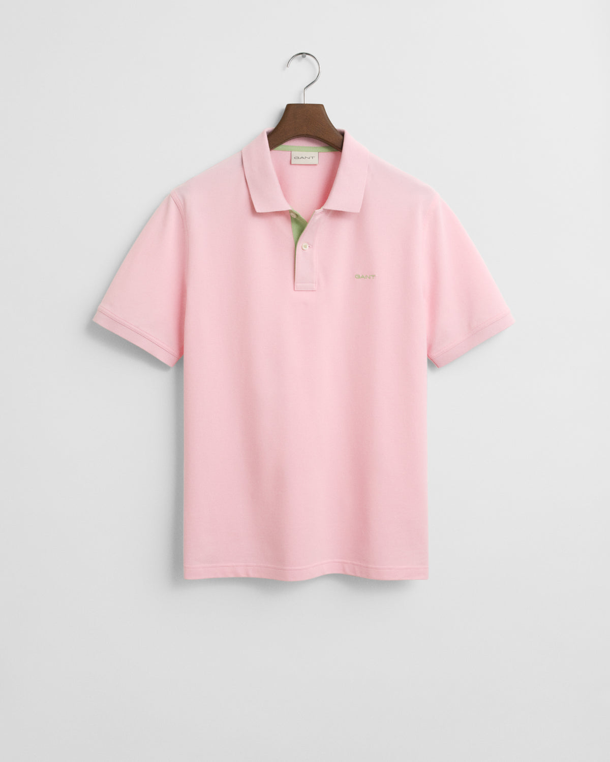 CALIFORNIA PINK, REG CONTRAST PIQUE SS POLO, FLAT-LAY BY GANT AU.