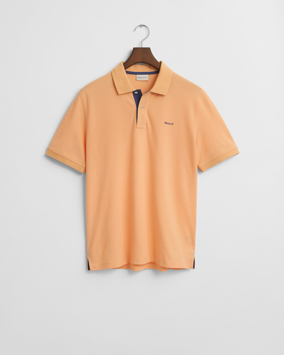 PEACHY ORANGE, REG CONTRAST PIQUE SS POLO, FLAT-LAY BY GANT AU.