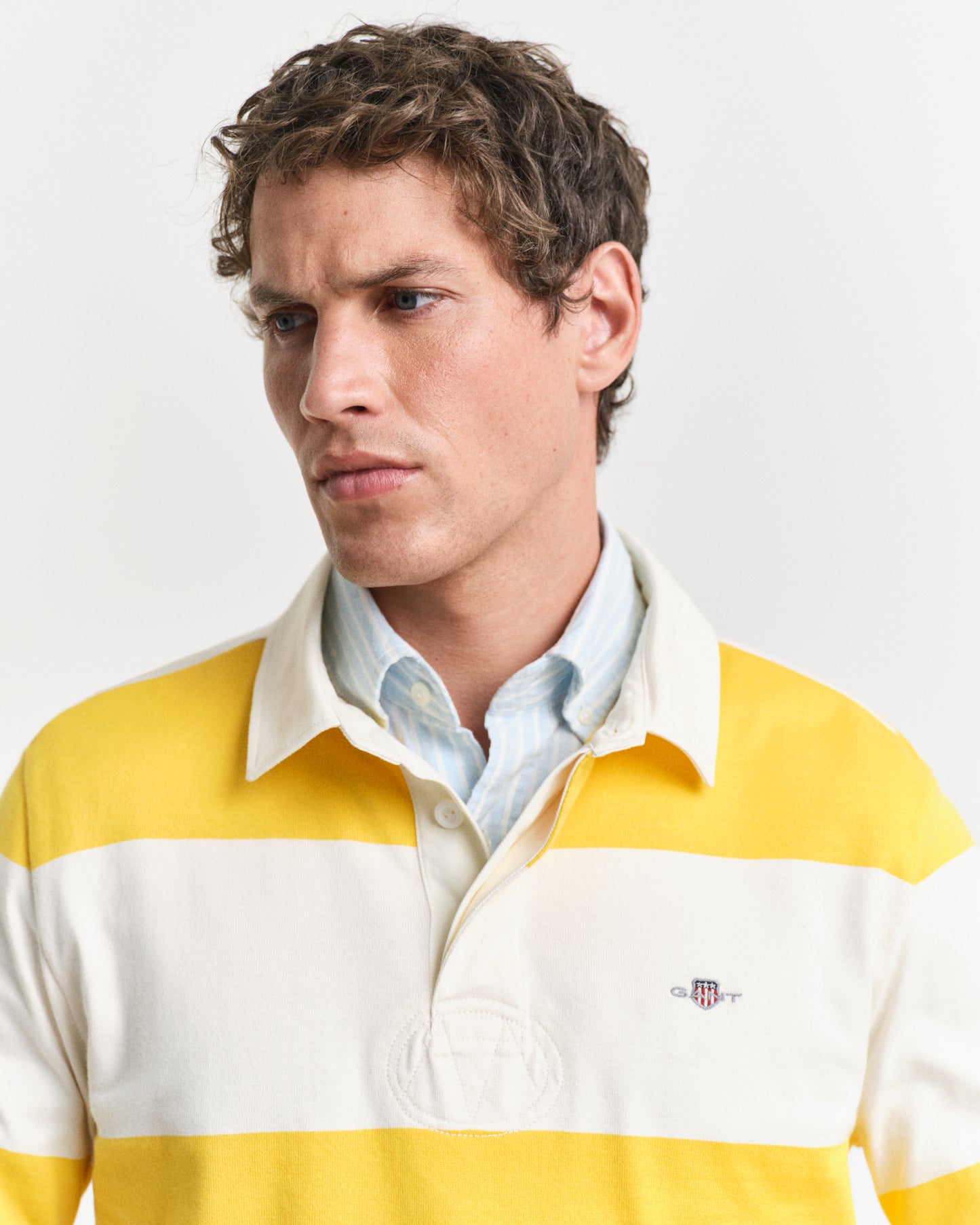 MODEL WEARING BARSTRIPE RUGGER