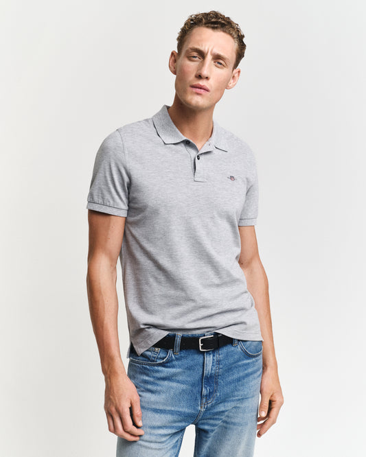GREY MELANGE, REG SHIELD SS PIQUE POLO, FRONT-VIEW BY GANT AU.