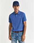 RICH BLUE, REG SHIELD SS PIQUE POLO, FRONT-VIEW BY GANT AU.