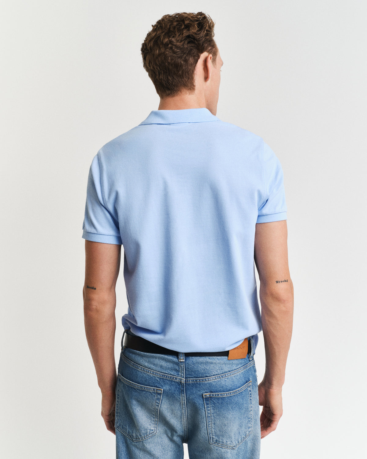 CAPRI BLUE, REG SHIELD SS PIQUE POLO, BACK-VIEW BY GANT AU.