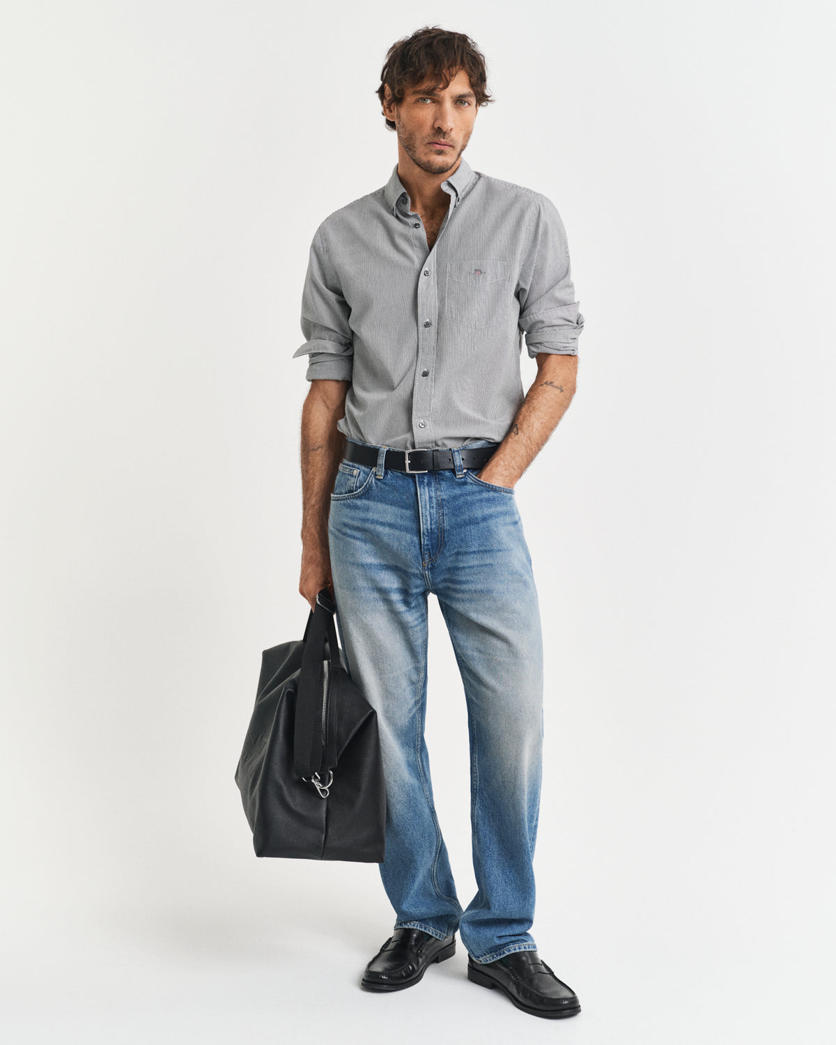 BLACK, REG CLASSIC POPLIN BANKER SHIRT BY GANT AU.