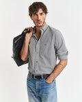 BLACK, REG CLASSIC POPLIN BANKER SHIRT, FRONT-VIEW BY GANT AU.