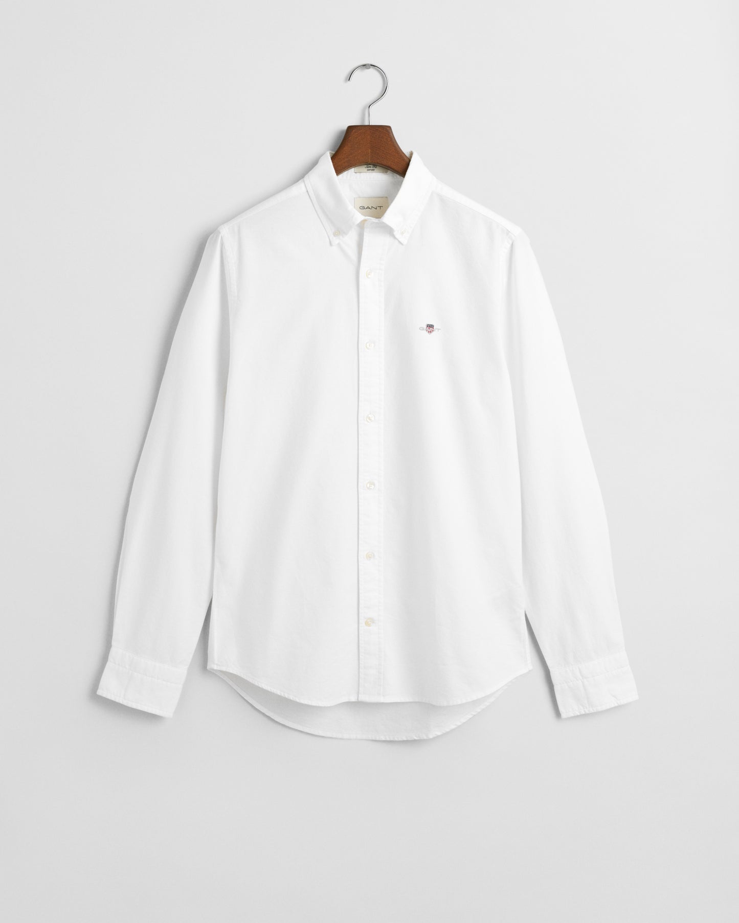 WHITE, SLIM CLASSIC OXFORD SHIRT, FLAT-LAY BY GANT AU.