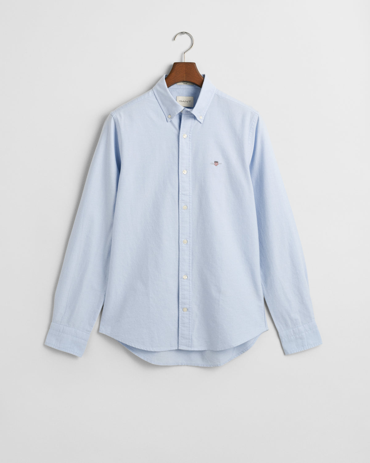 LIGHT BLUE, SLIM CLASSIC OXFORD SHIRT, FLAT-LAY BY GANT AU.