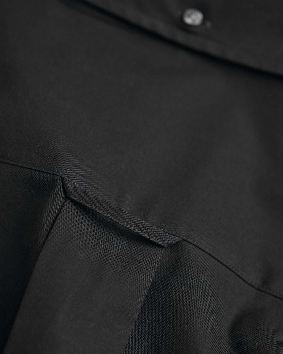 BLACK, REG PINPOINT OXFORD SHIRT, CLOSE-UP BY GANT AU.