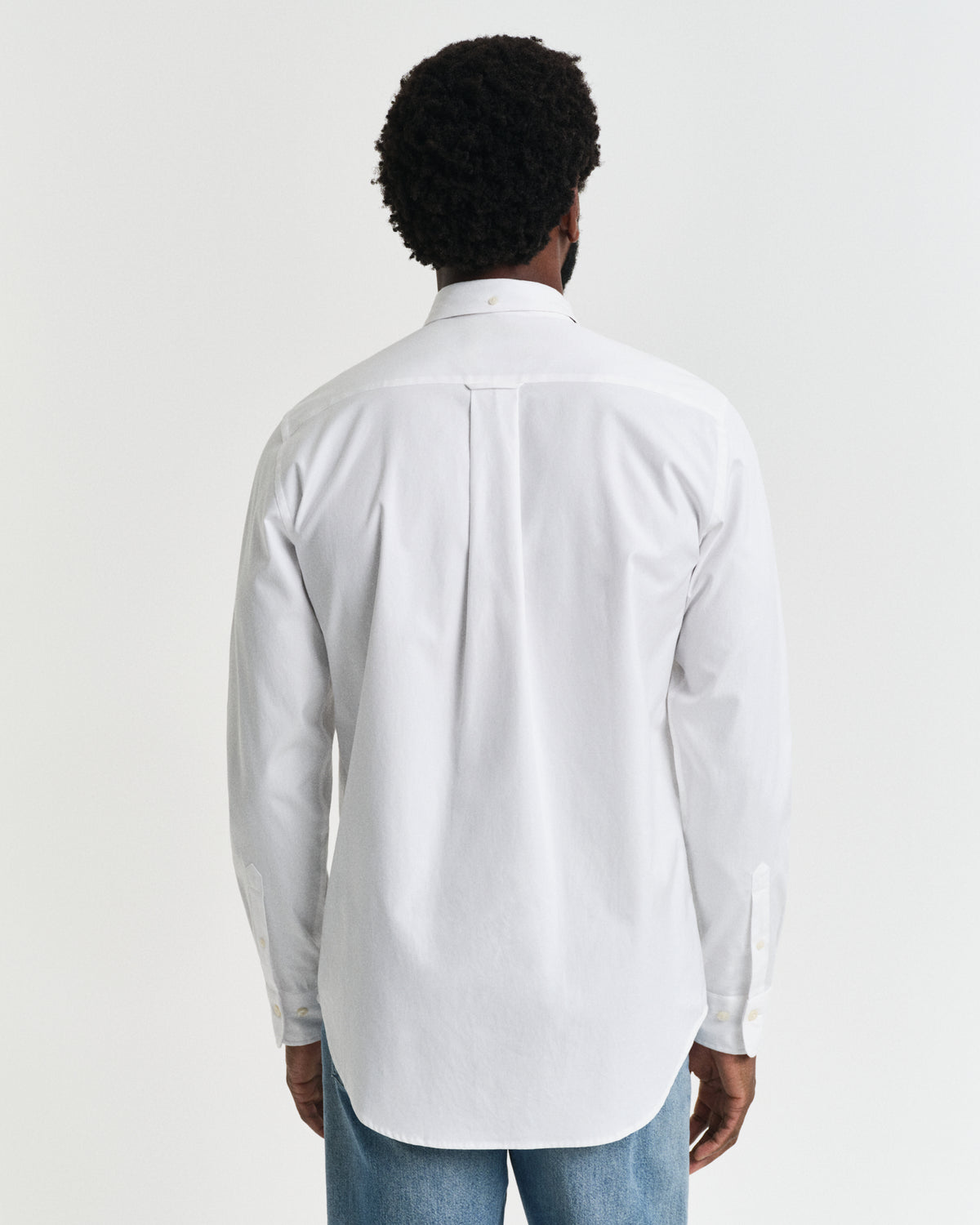 WHITE, REG PINPOINT OXFORD SHIRT, BACK-VIEW BY GANT AU.