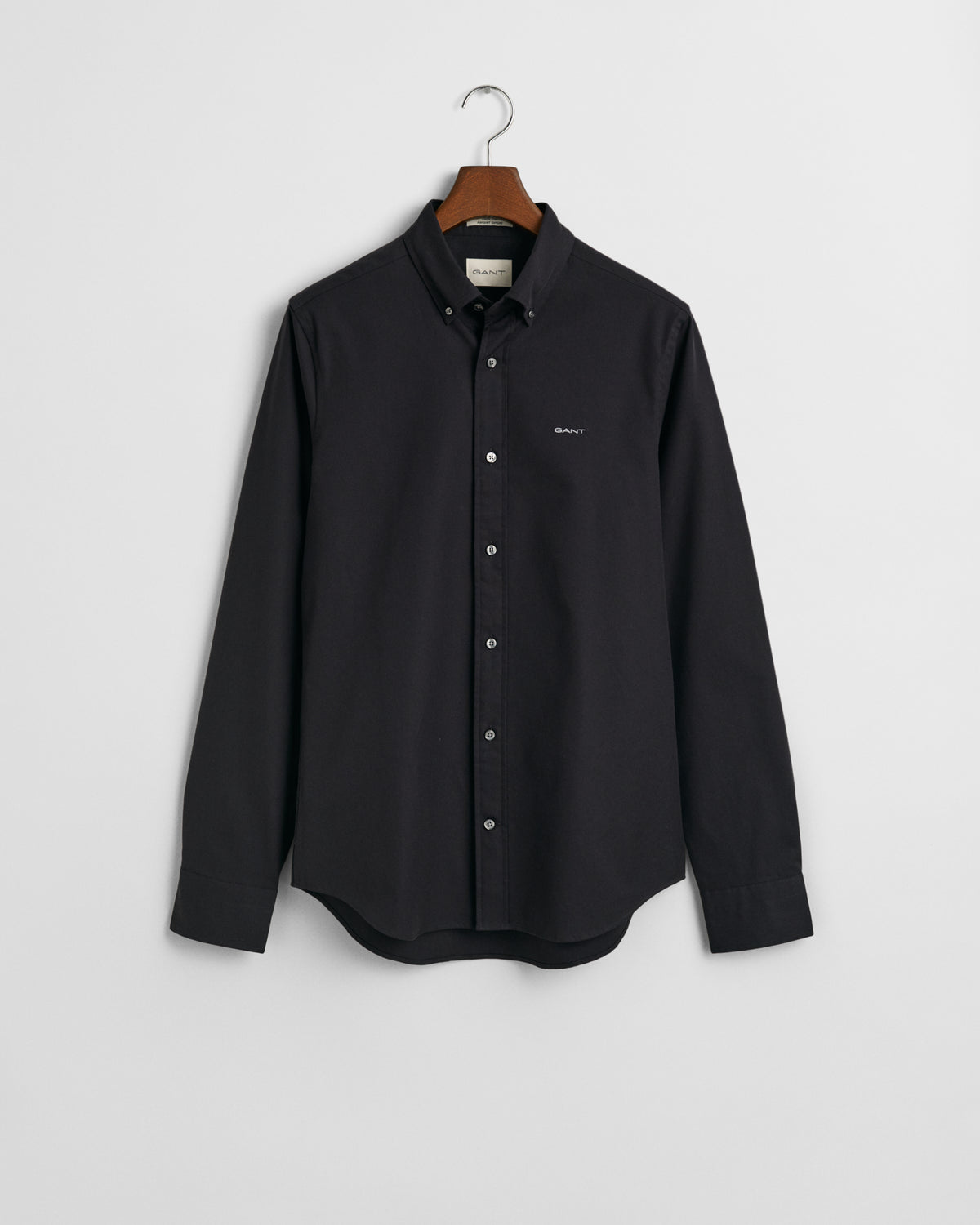BLACK, SLIM PINPOINT OXFORD SHIRT, FLAT-LAY BY GANT AU.