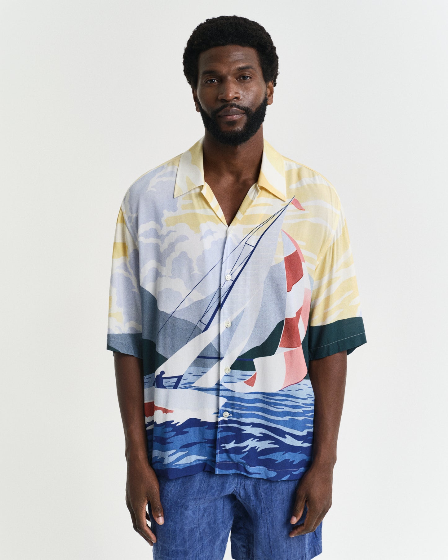 MODEL WEARING REL SCENERY SAILING SHIRT