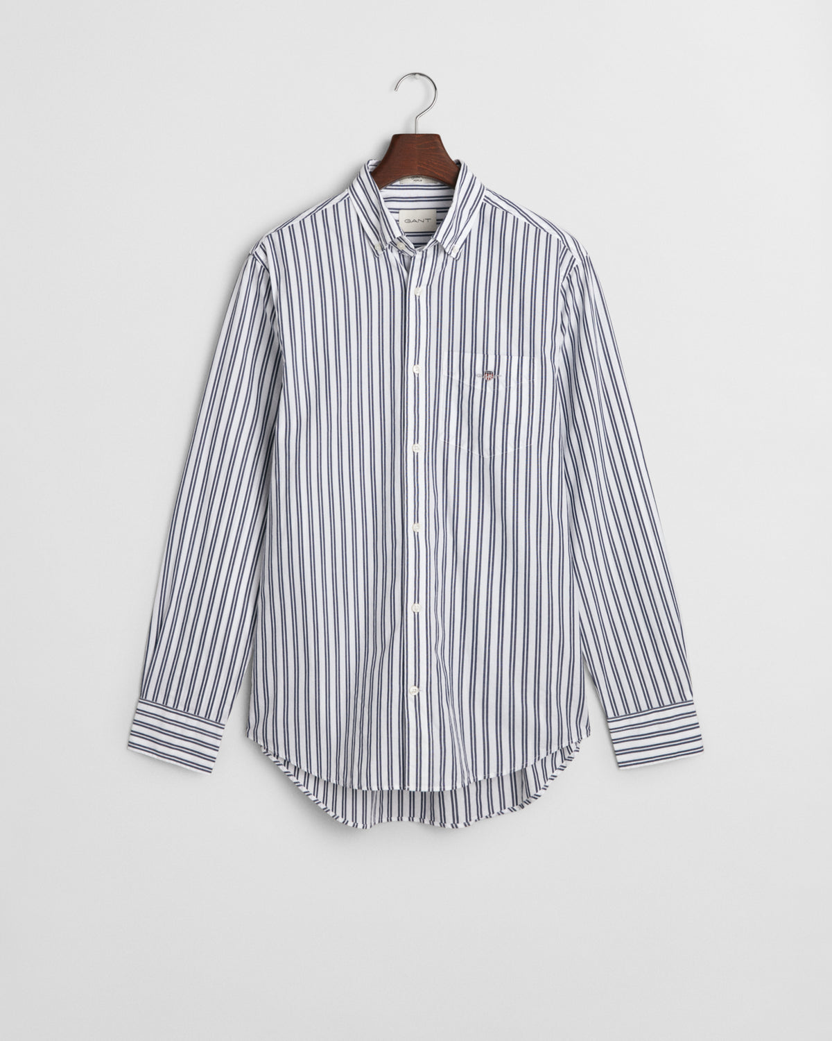 WHITE, REG CLASSIC POPLIN STRIPE SHIRT, FLAT-LAY BY GANT AU.