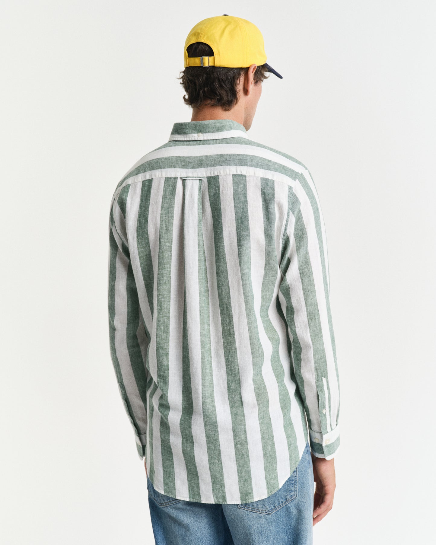 WOODY GREEN, REG COTTON LINEN BOLD STRIPE SHIRT, BACK-VIEW BY GANT AU.