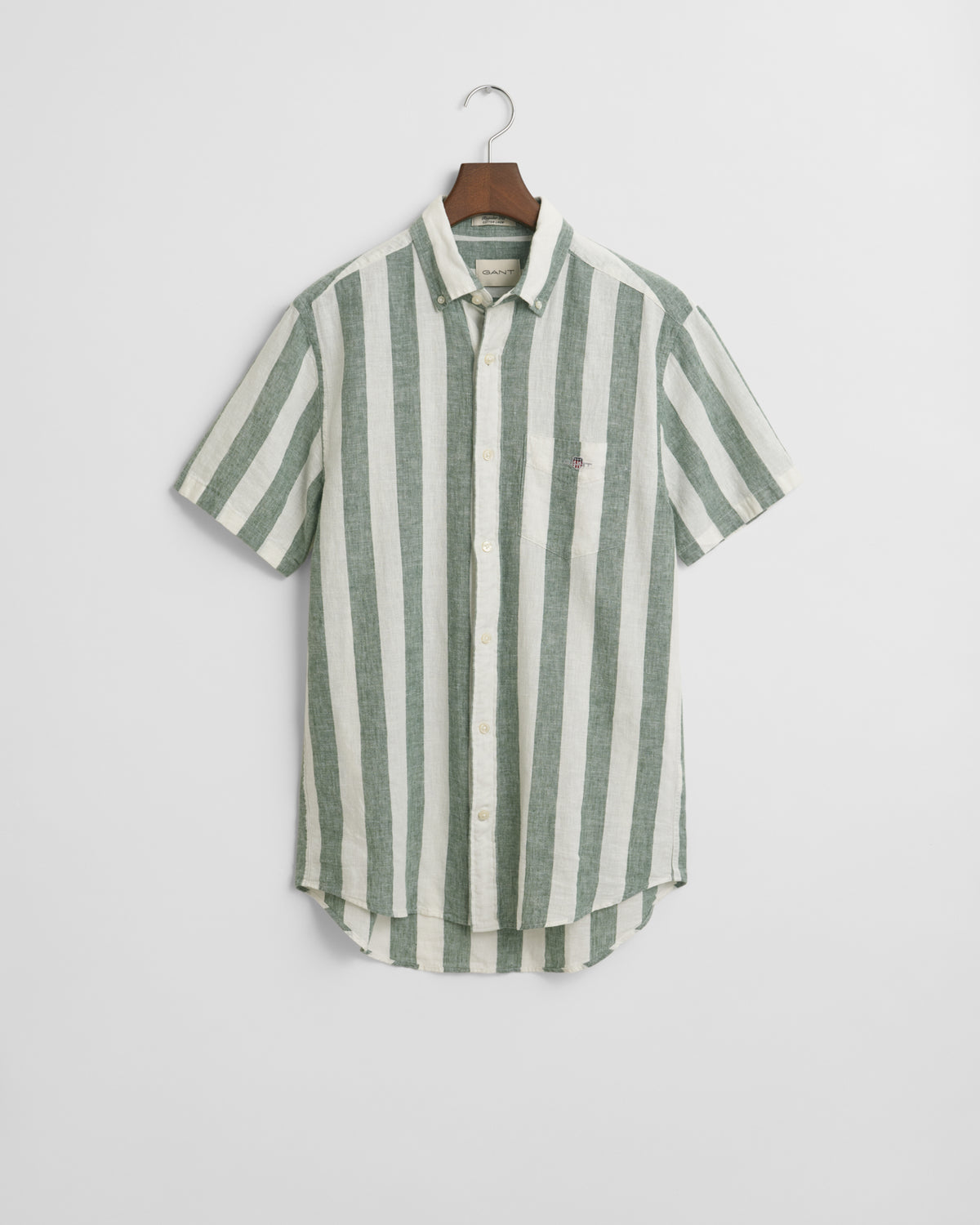 WOODY GREEN, REG COTTON LINEN STRIPE SS SHIRT, FLAT-LAY BY GANT AU.