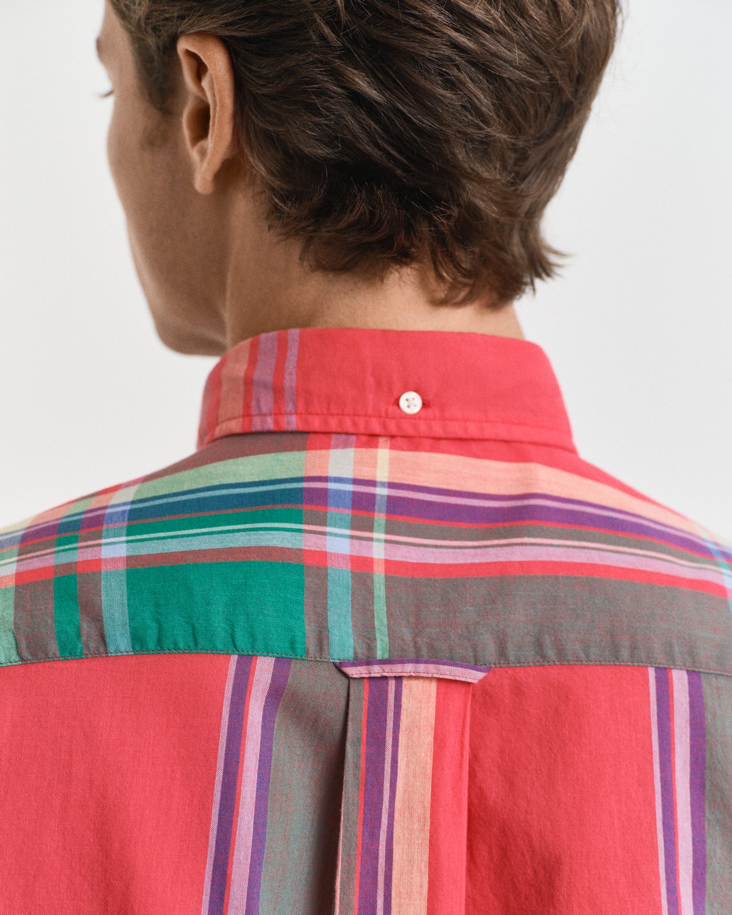 WATERMELON RED, REG INDIAN MADRAS  SHIRT, CLOSE-UP BY GANT AU.